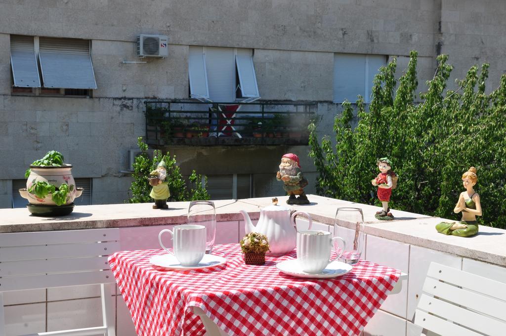 Beach Apartment Neira Split Exterior photo